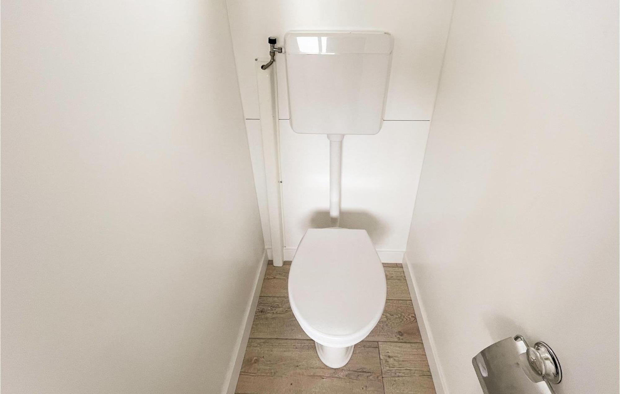 Gorgeous Home In Tzummarum With Wifi מראה חיצוני תמונה
